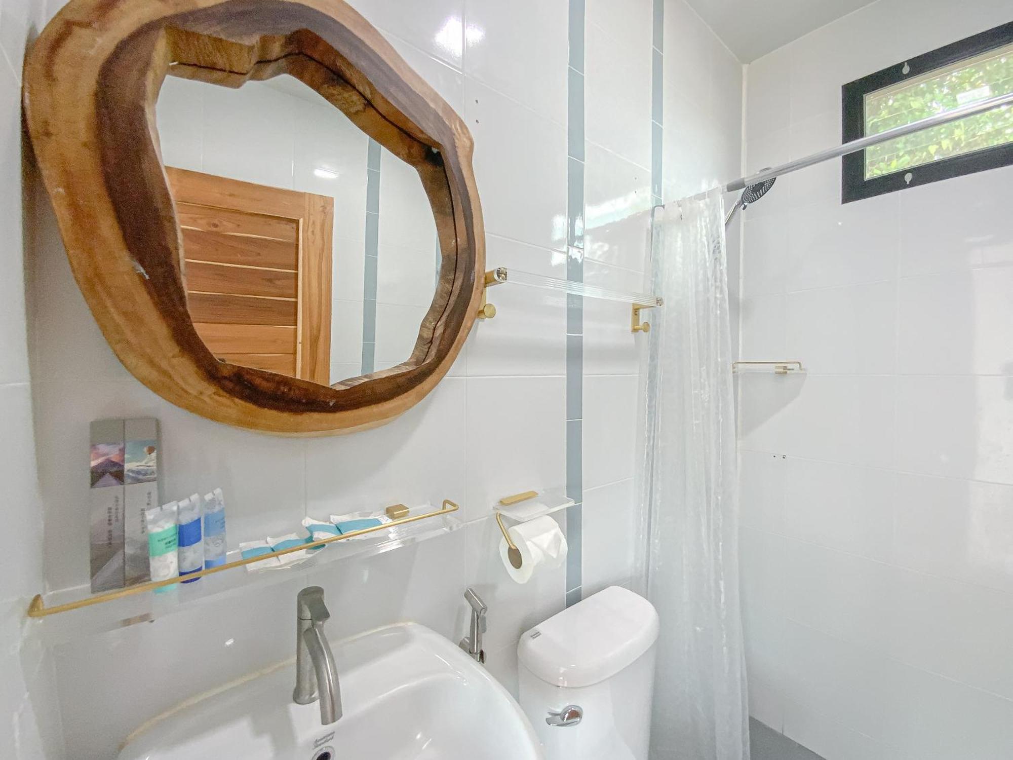 Hotel Samet Nangshe Goodview Takua Thung Exterior foto